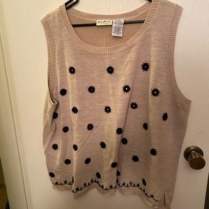 White Stag Khaki & Black Sleeveless Shell or Sweater Vest